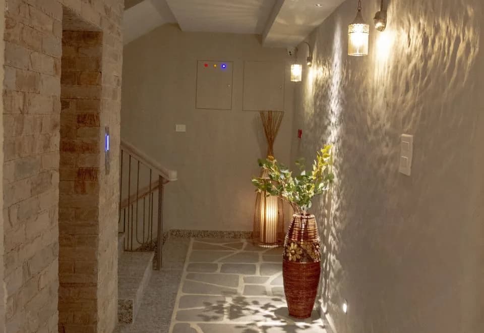 Arushi Boutique Hotel