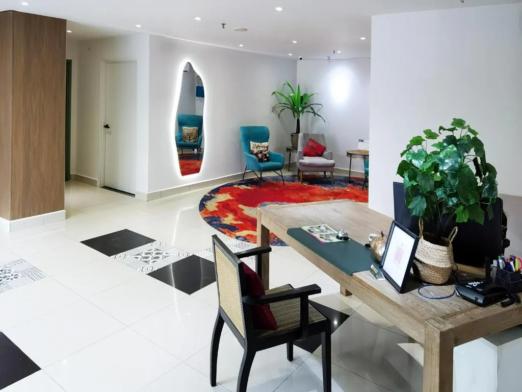 Living At Dsulaiman