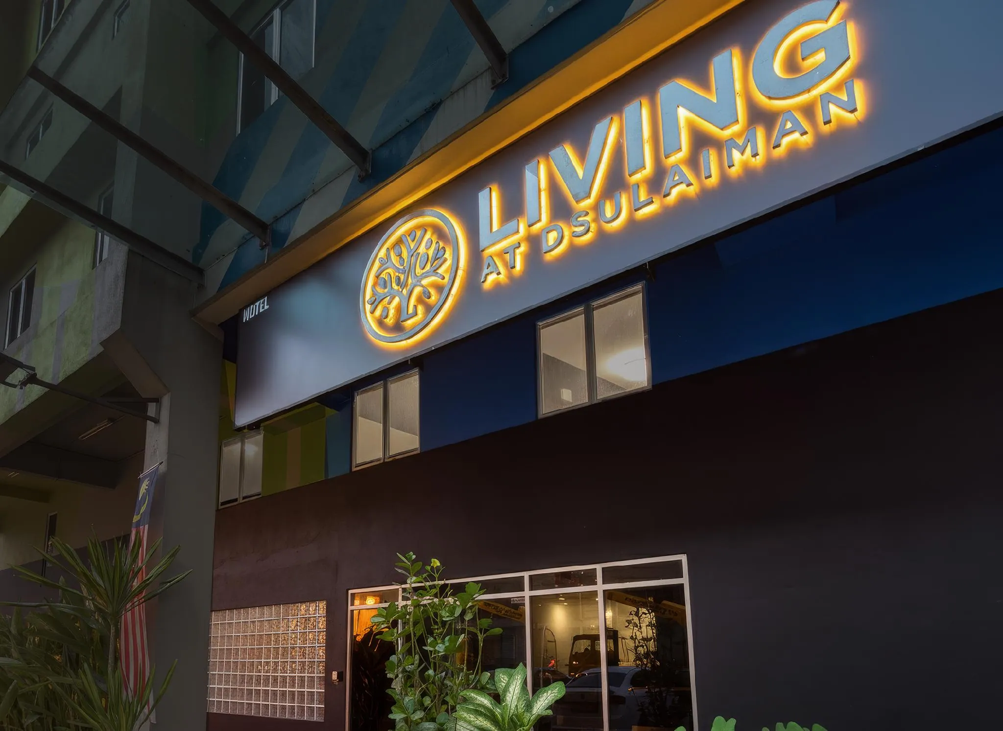Living At Dsulaiman