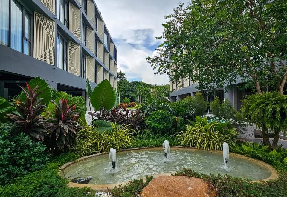 Canalis Suvarnabhumi Airport Hotel