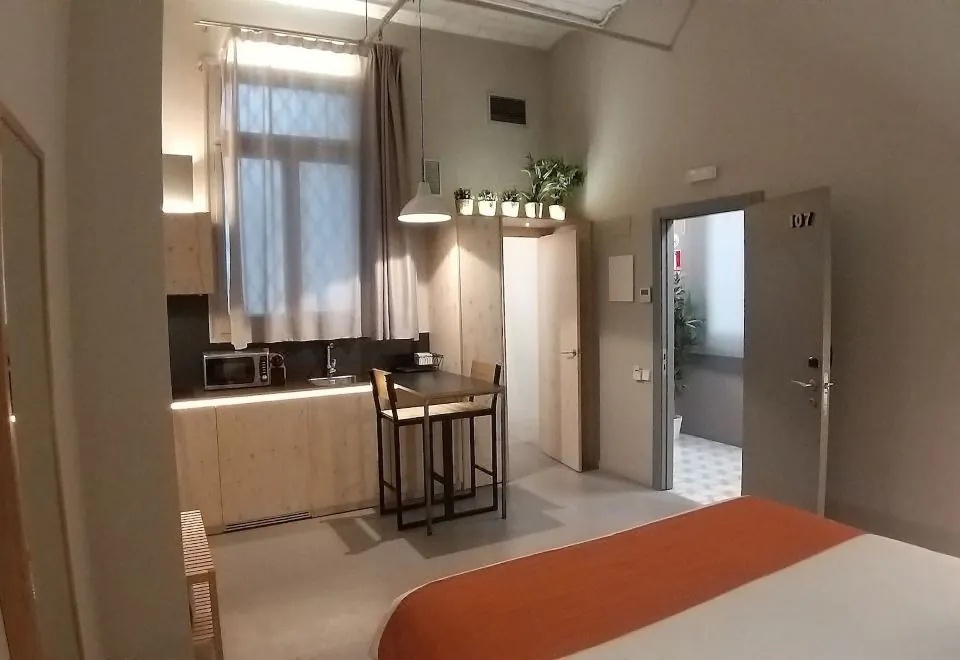 Mayerling Abamita Apartments