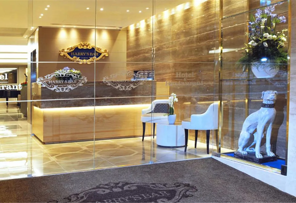 Harrys Hotel Bar & Restaurant