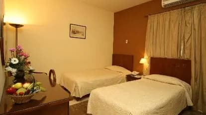 Golden Carven Hotel