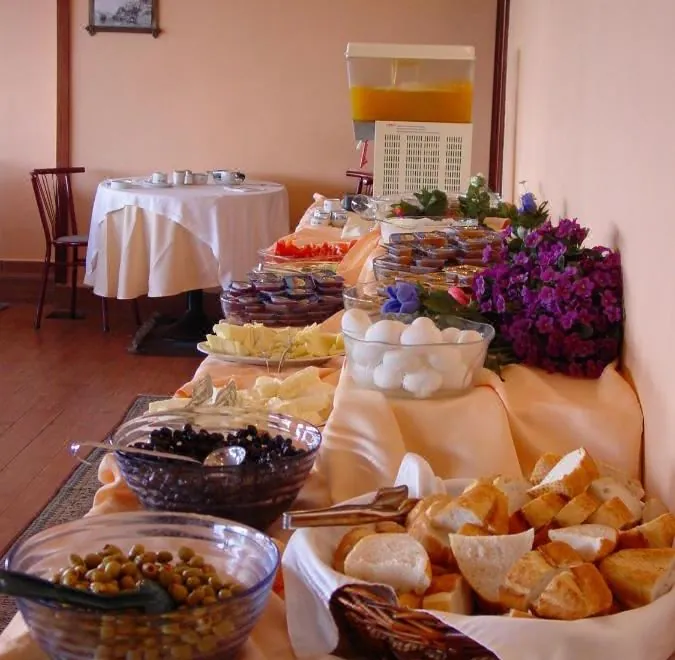 Hali Hotel