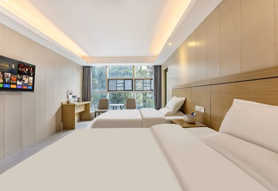 Jiawaijia chain hotel (Guangzhou Tianhe Park subway station store)