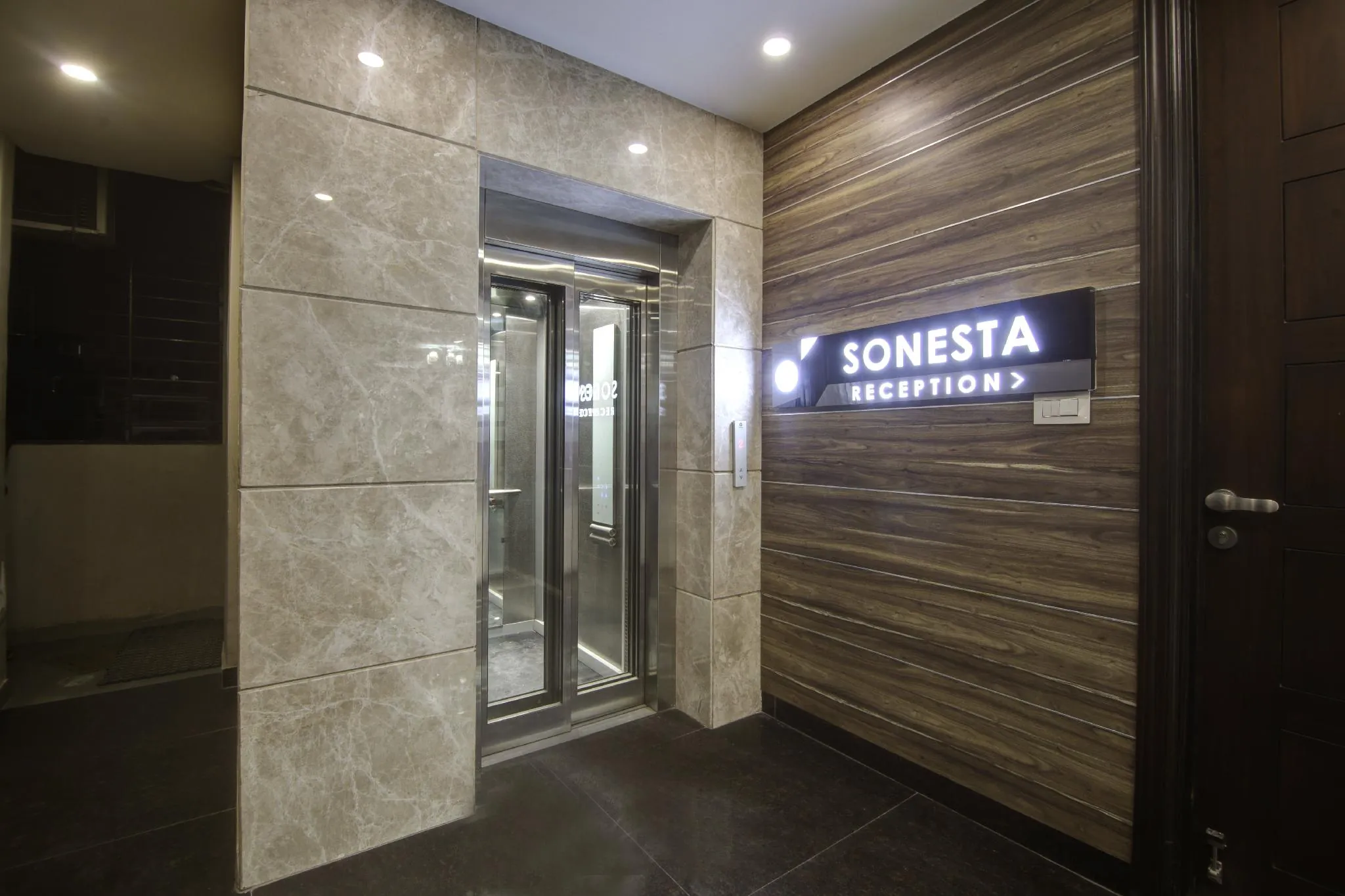 SONESTA LUXURY APARTMENT