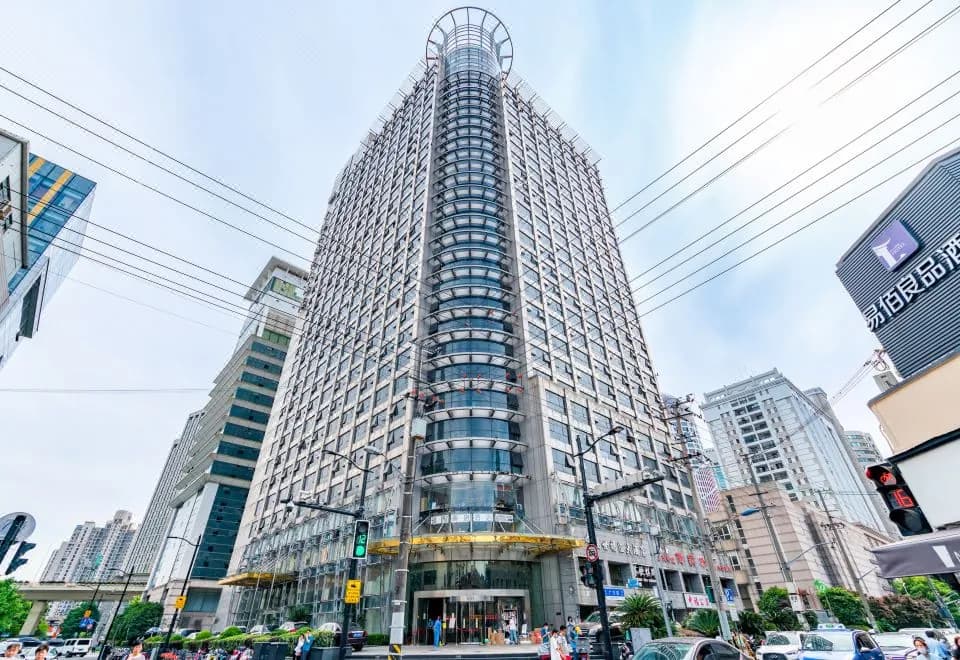 Orange apartment (Shanghai Bund store)