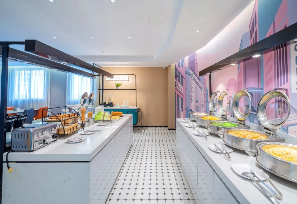 Convenient City Hotel (Guangzhou Kecun Subway Station Guangdong No.2 Normal University Branch)
