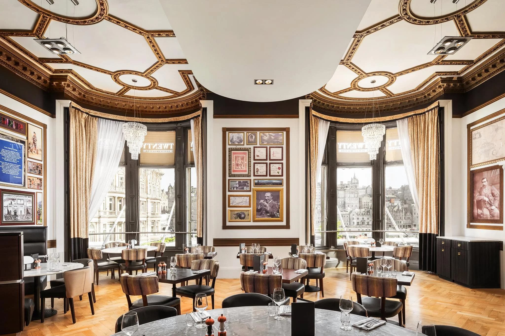 Hotel Indigo - Edinburgh - Princes Street, an IHG Hotel