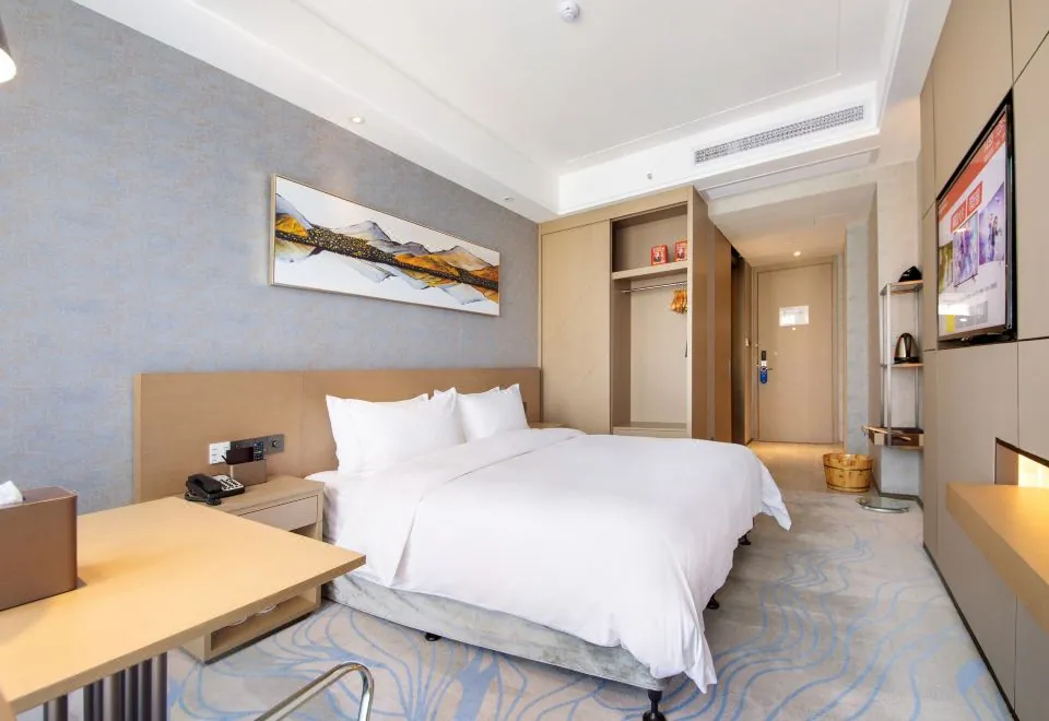 Galactic G-Luxe Hotel