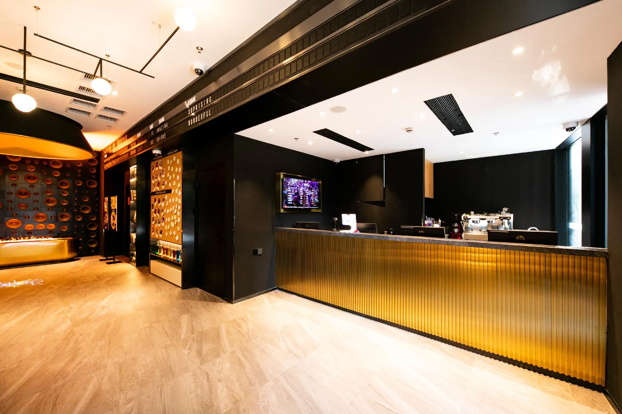 Jinglai Hotel · Light Luxury (Shanghai Bund Joy City Branch)