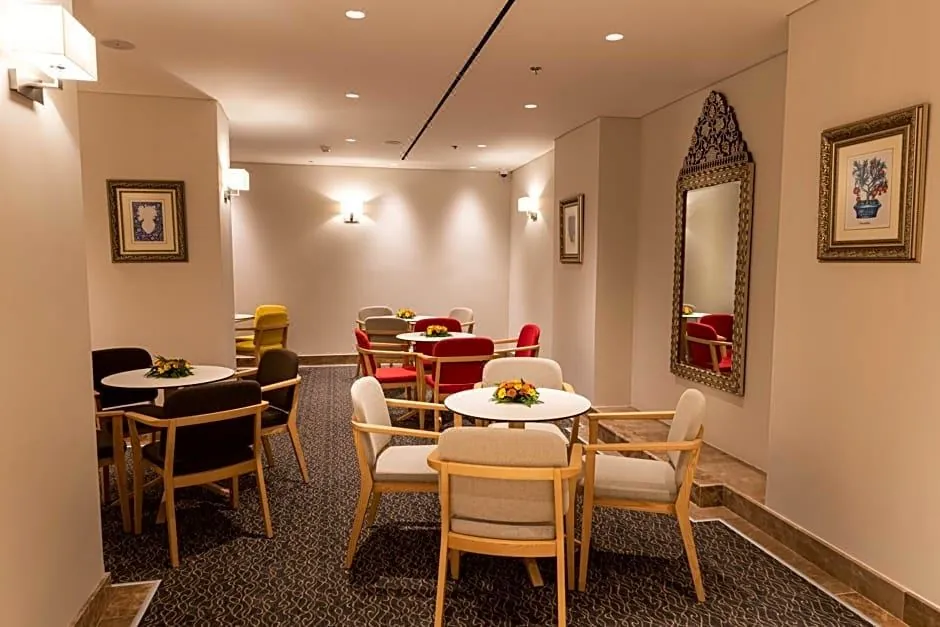 Ambassador Boutique Hotel