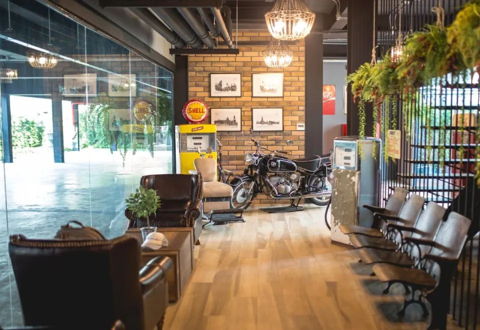 Sleep Box Sukhumvit 22