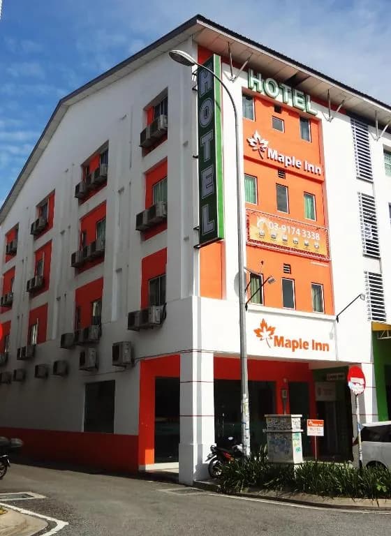 Maple Inn