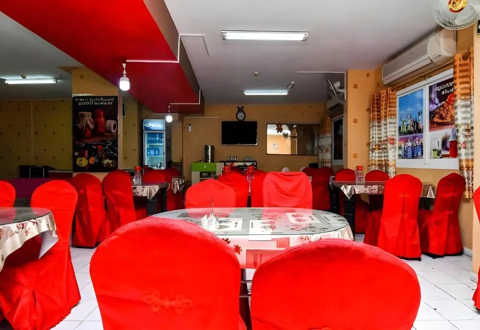 Melody Queen Hotel