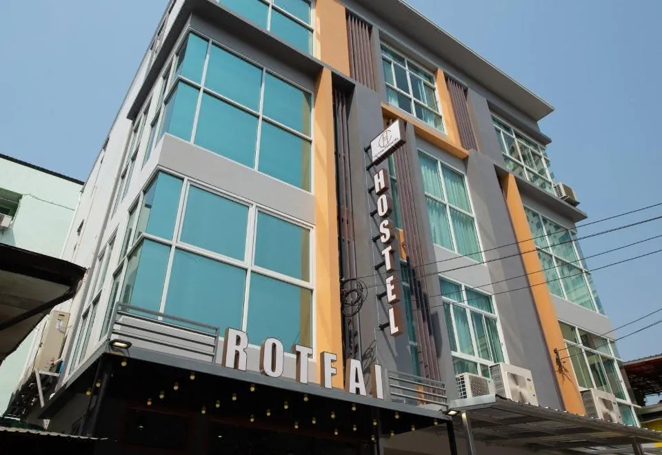 Ratchada Hotel - Rotfai
