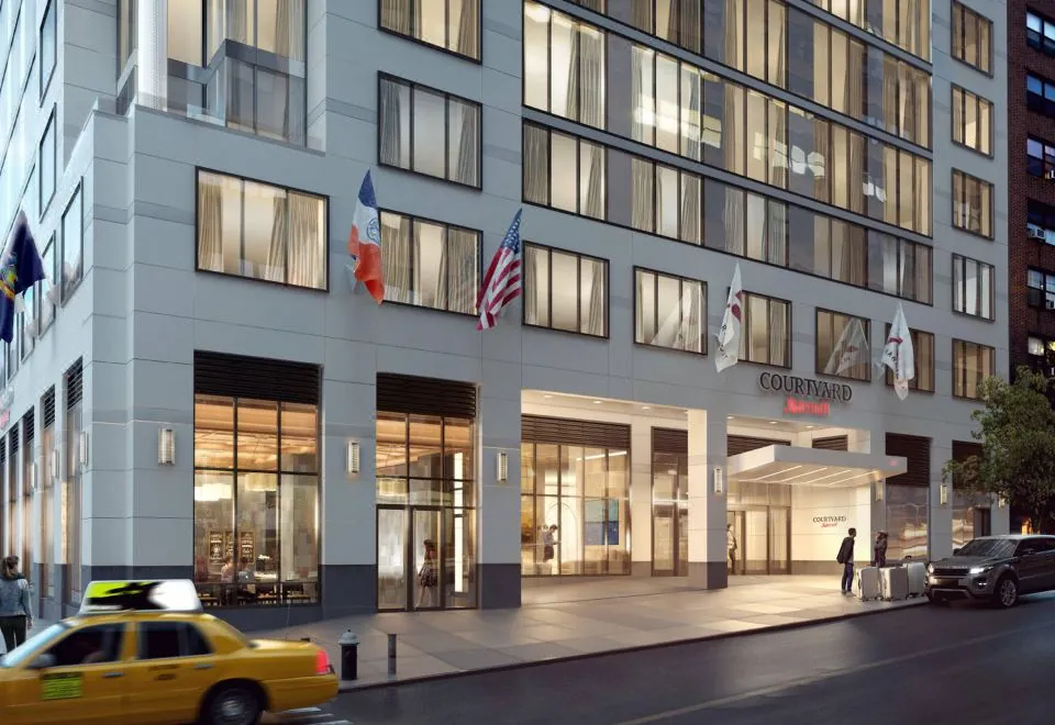 Courtyard by Marriott New York Manhattan/Midtown West