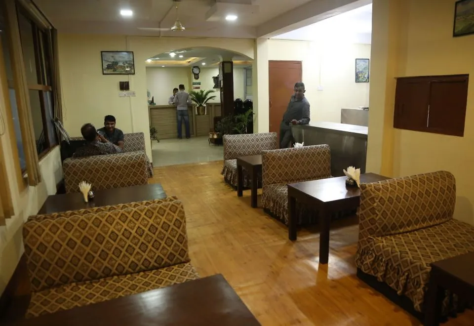 Hotel Holy Temple Tree & Chautari Cafe
