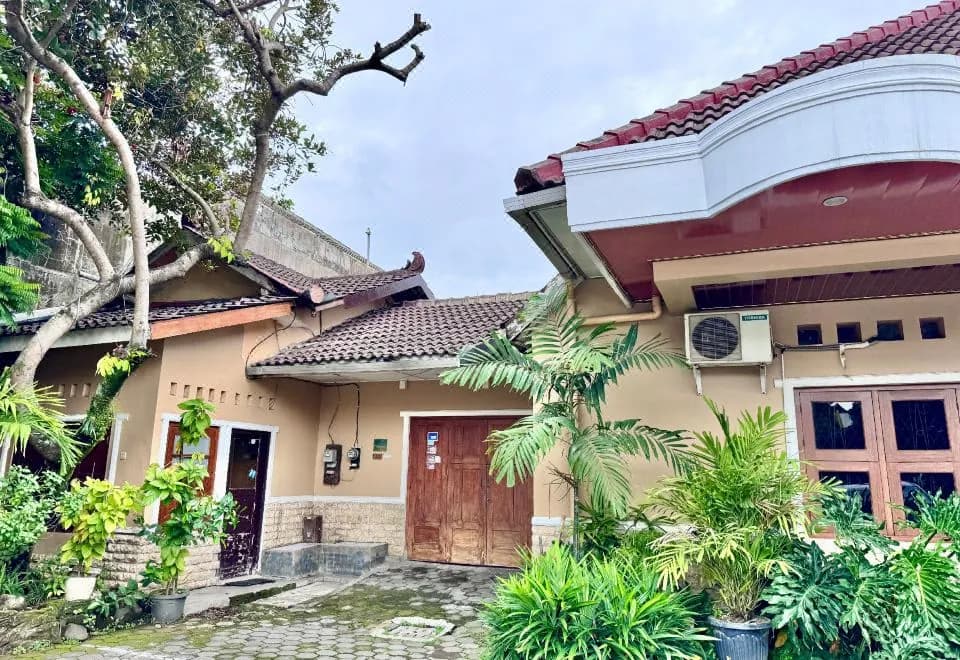 Santalum Hotel Yogyakarta