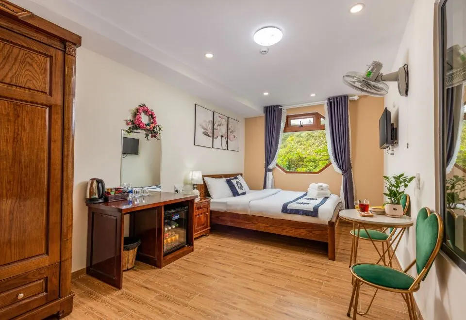 Da Lat Cam Ly Hotel