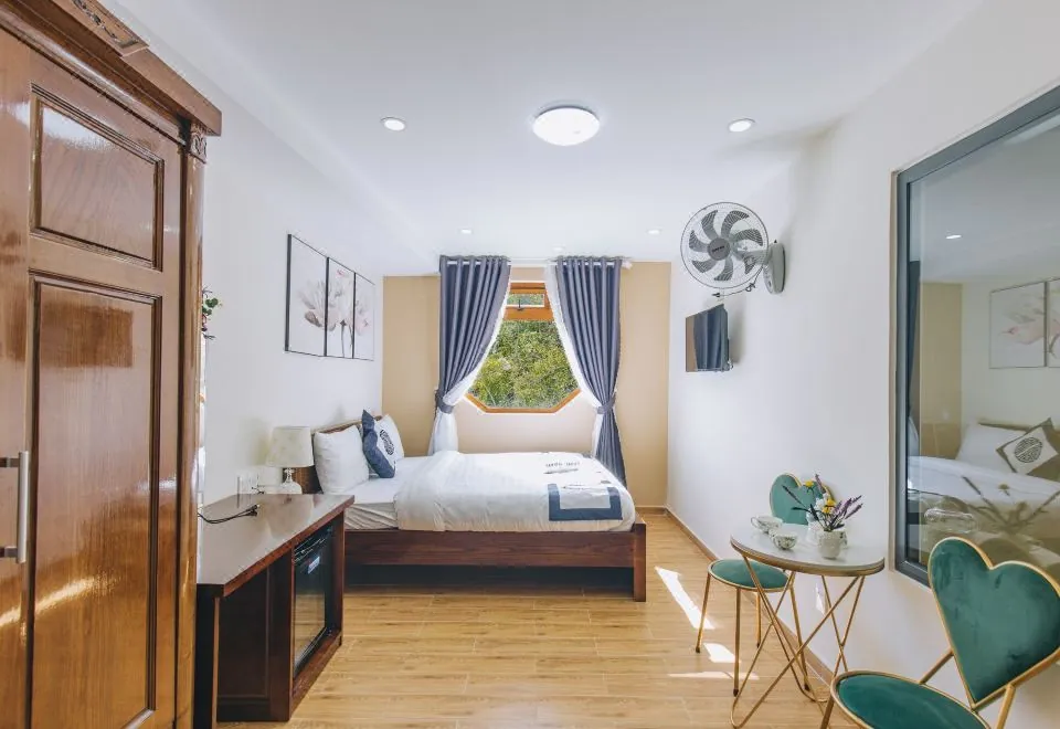Da Lat Cam Ly Hotel