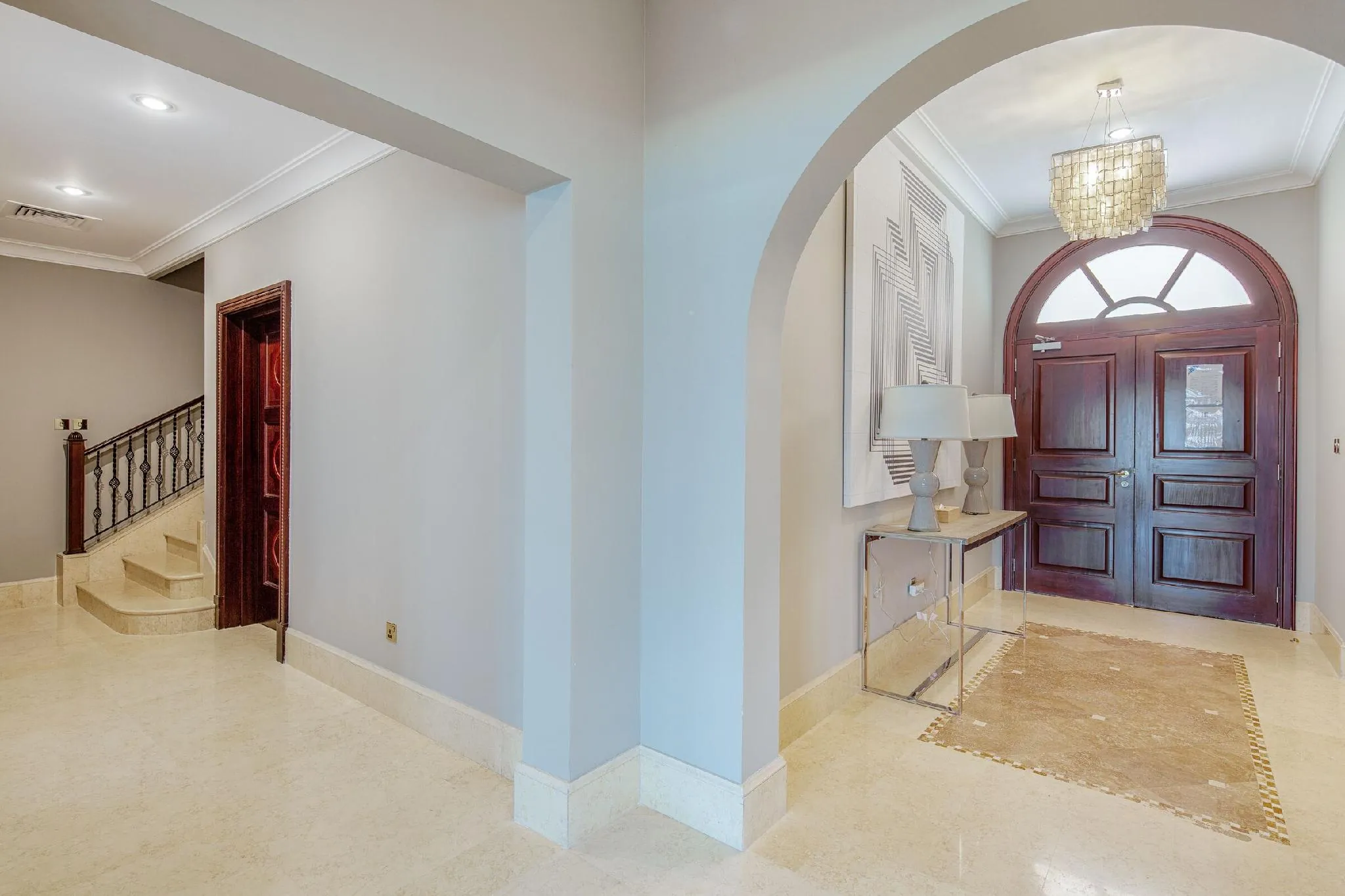 Maison Privee - Palm Jumeirah Beach Front XL Villa w/Prvt Pool