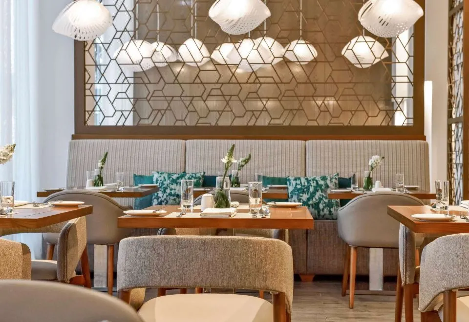 Grand Mercure Dubai City
