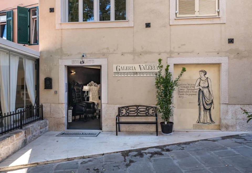 Galeria Valeria Seaside Downtown - Mag Quaint & Elegant Boutique Hotels