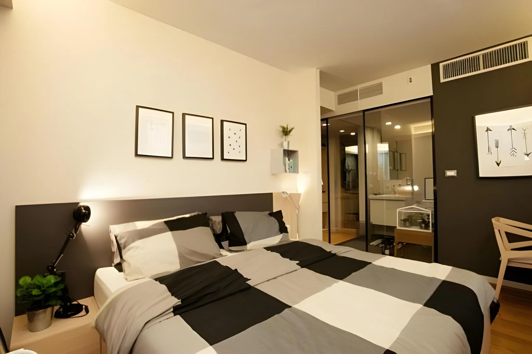Circle S managed by asia B&B