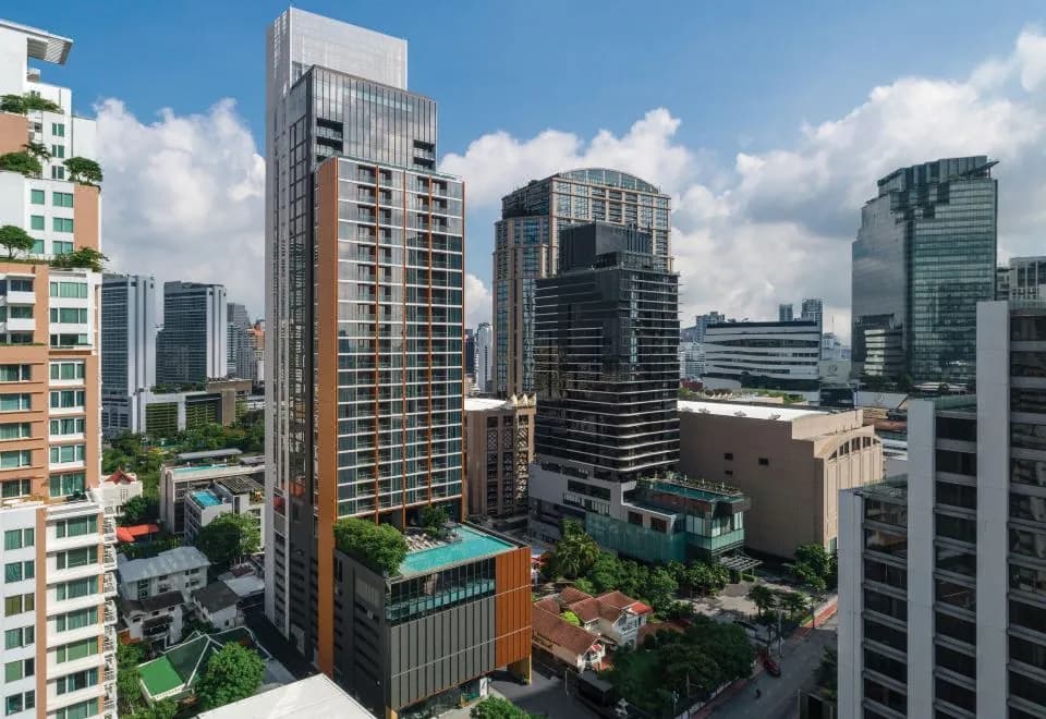 Oakwood Suites Bangkok