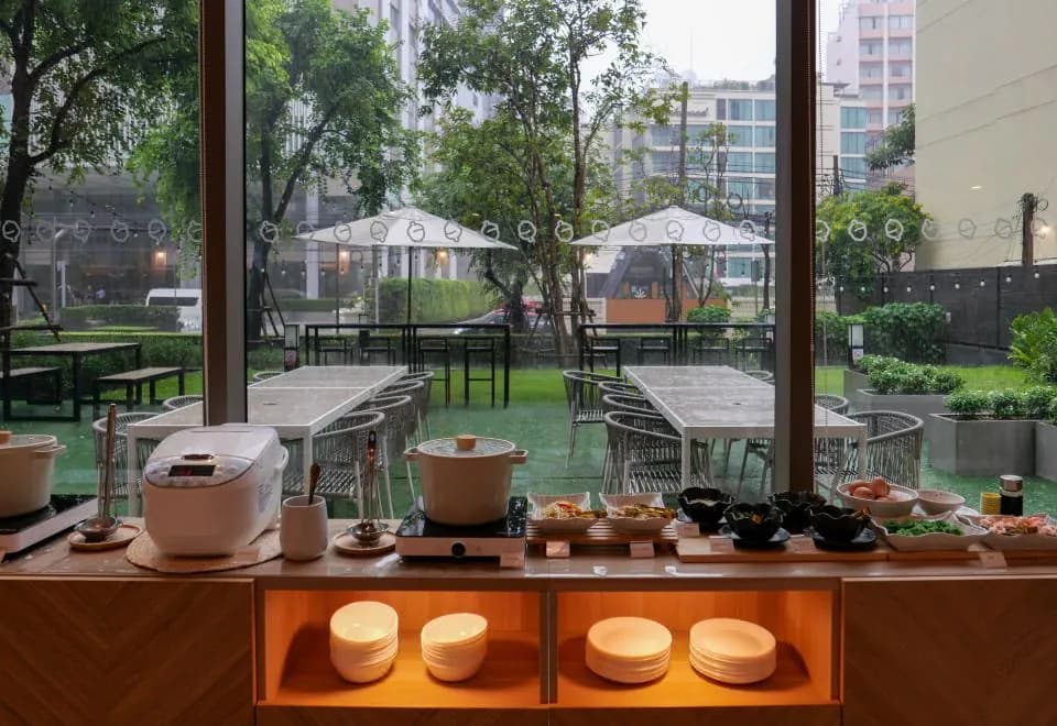 Oakwood Suites Bangkok