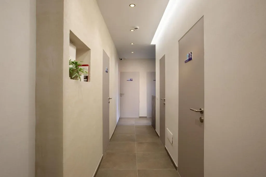 MARE FUORI ROOMS