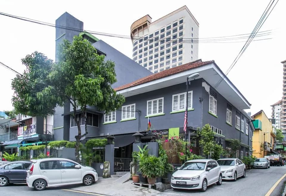 OYO 101 V'la Heritage Hotel