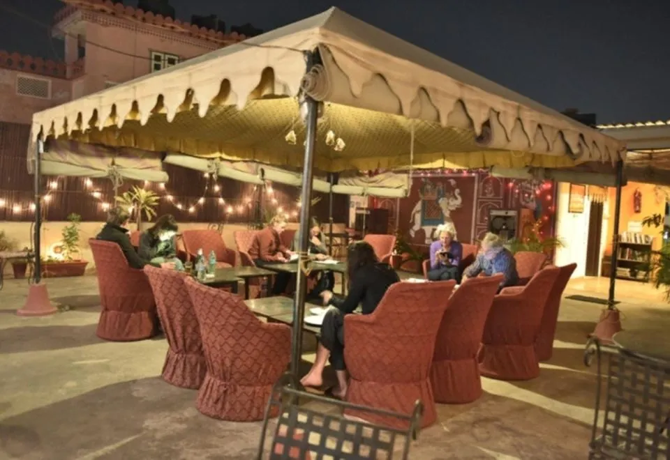 Vinayak Guest House