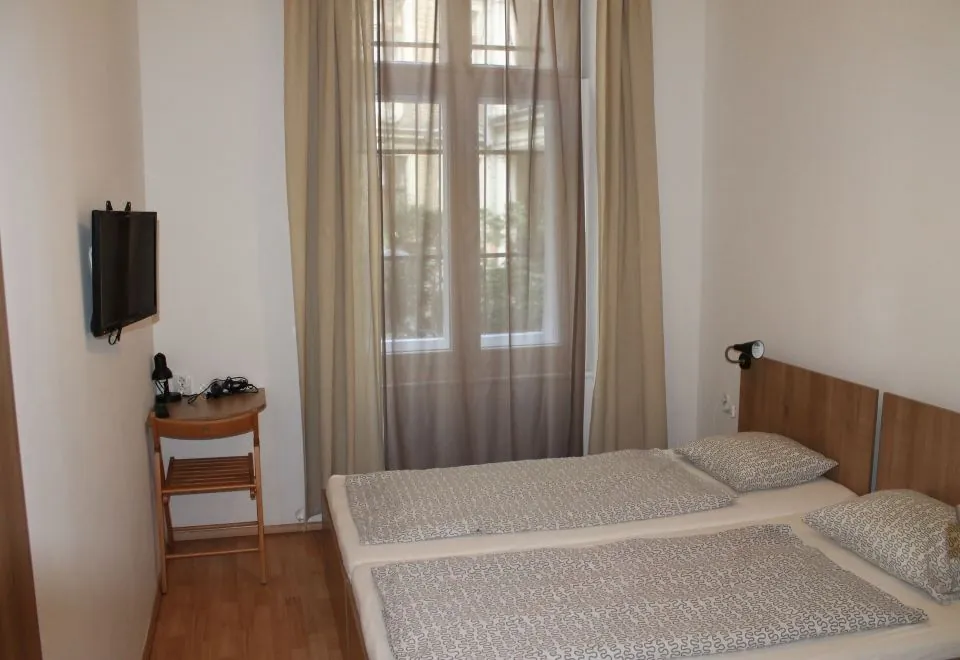 Omega Guesthouse Budapest