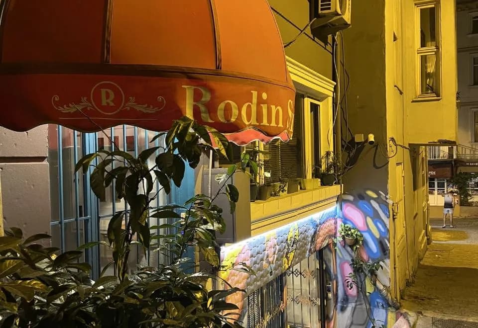 Rodin Suites