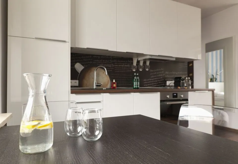 Apartament Chmielna by Your Freedom