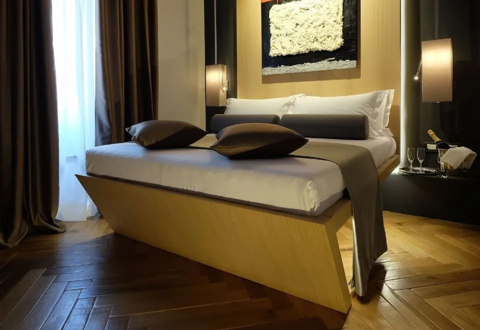 Navona Rooms