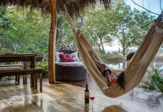 Ocho Artisan Bungalows - Adults Only