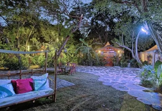 Ocho Artisan Bungalows - Adults Only