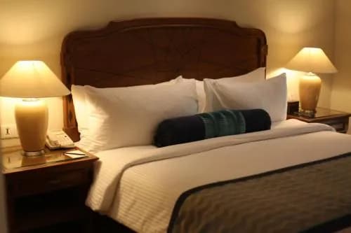 The Lalit Traveller Hotel