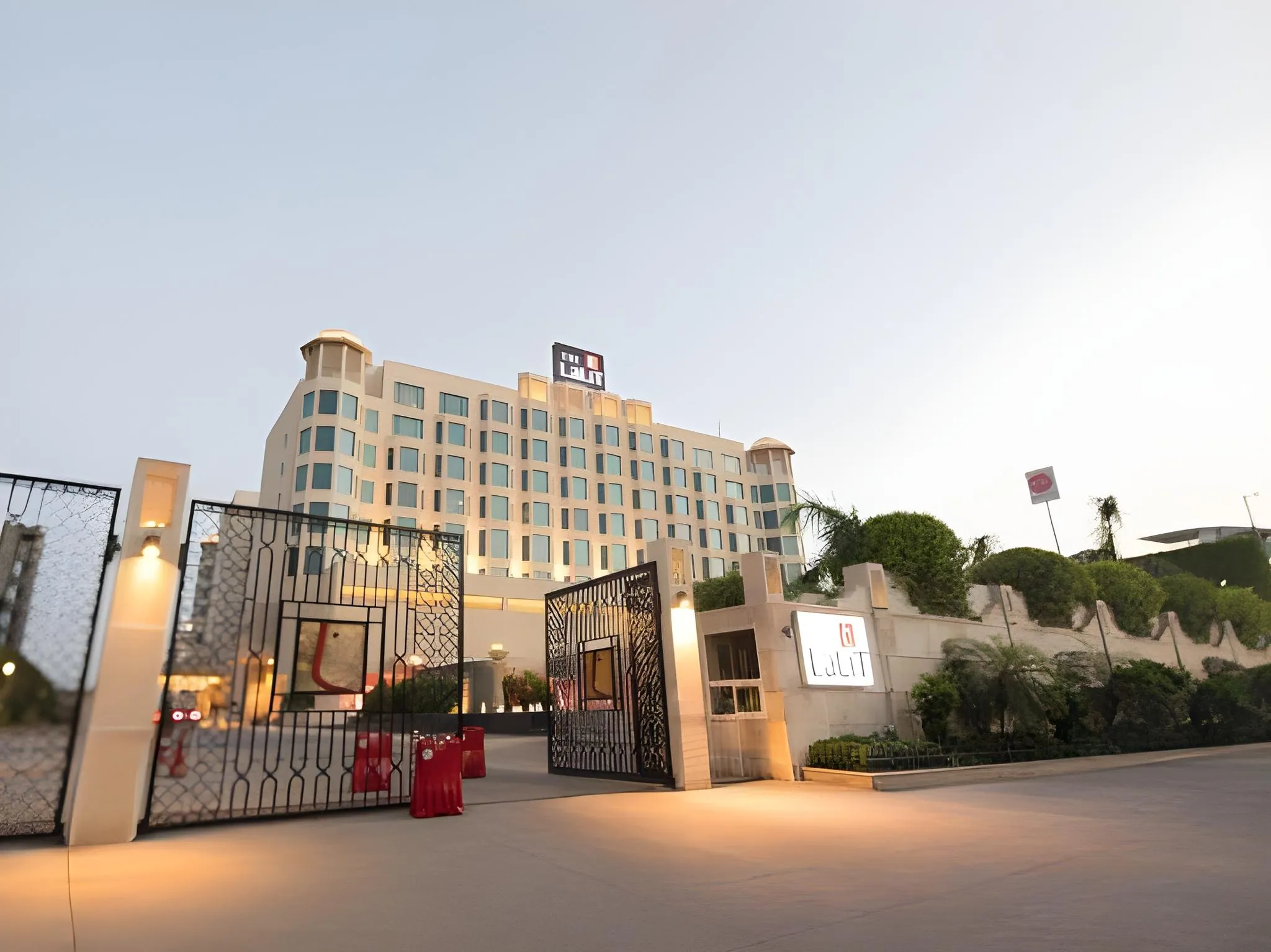 The Lalit Traveller Hotel