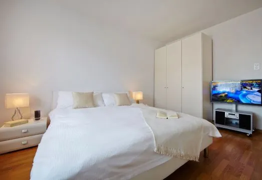 City Stay Furnished Apartments - Forchstrasse