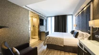Catalonia Square 4* Sup