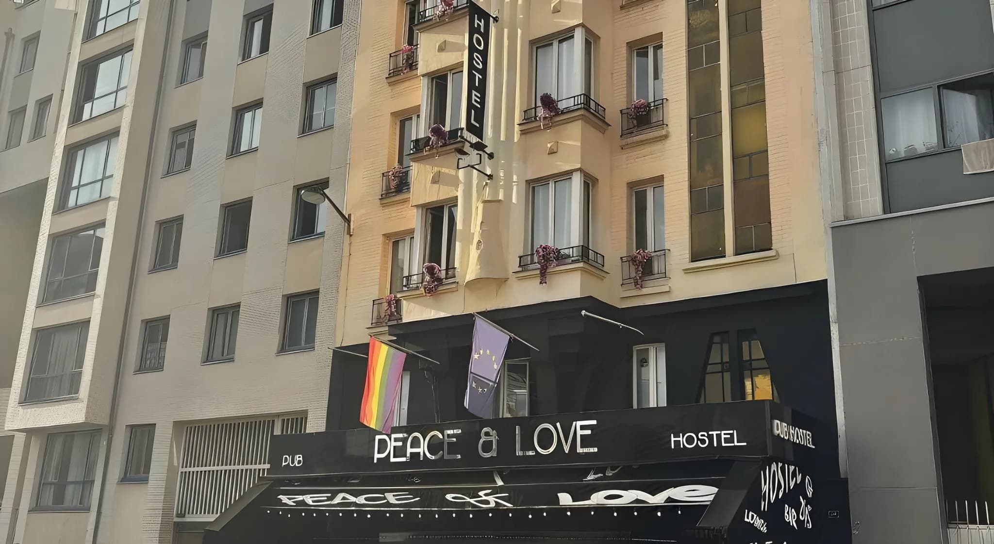 Peace & Love Hostel