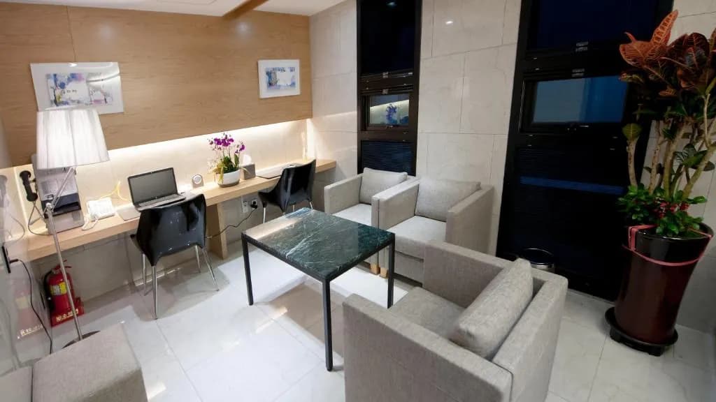 Rian Hotel