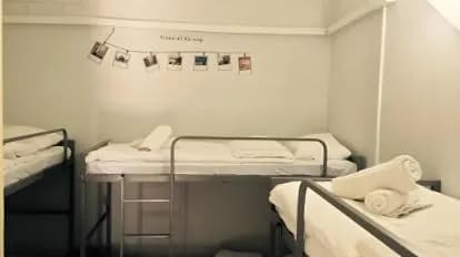 Crown Sea Hostel