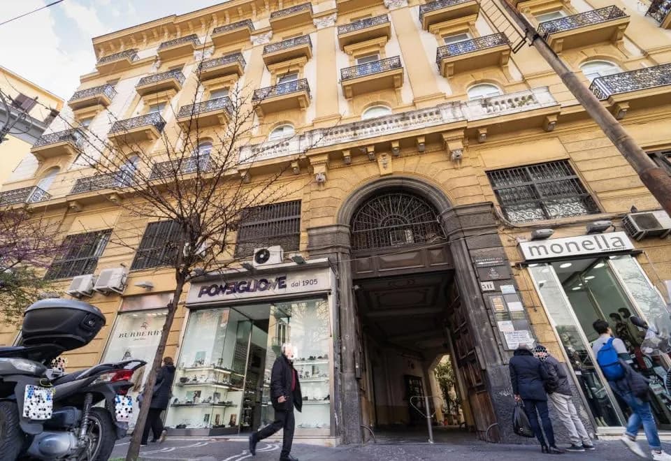 Royal Art H Duomo - Napoli Centro, by ClaPa Group