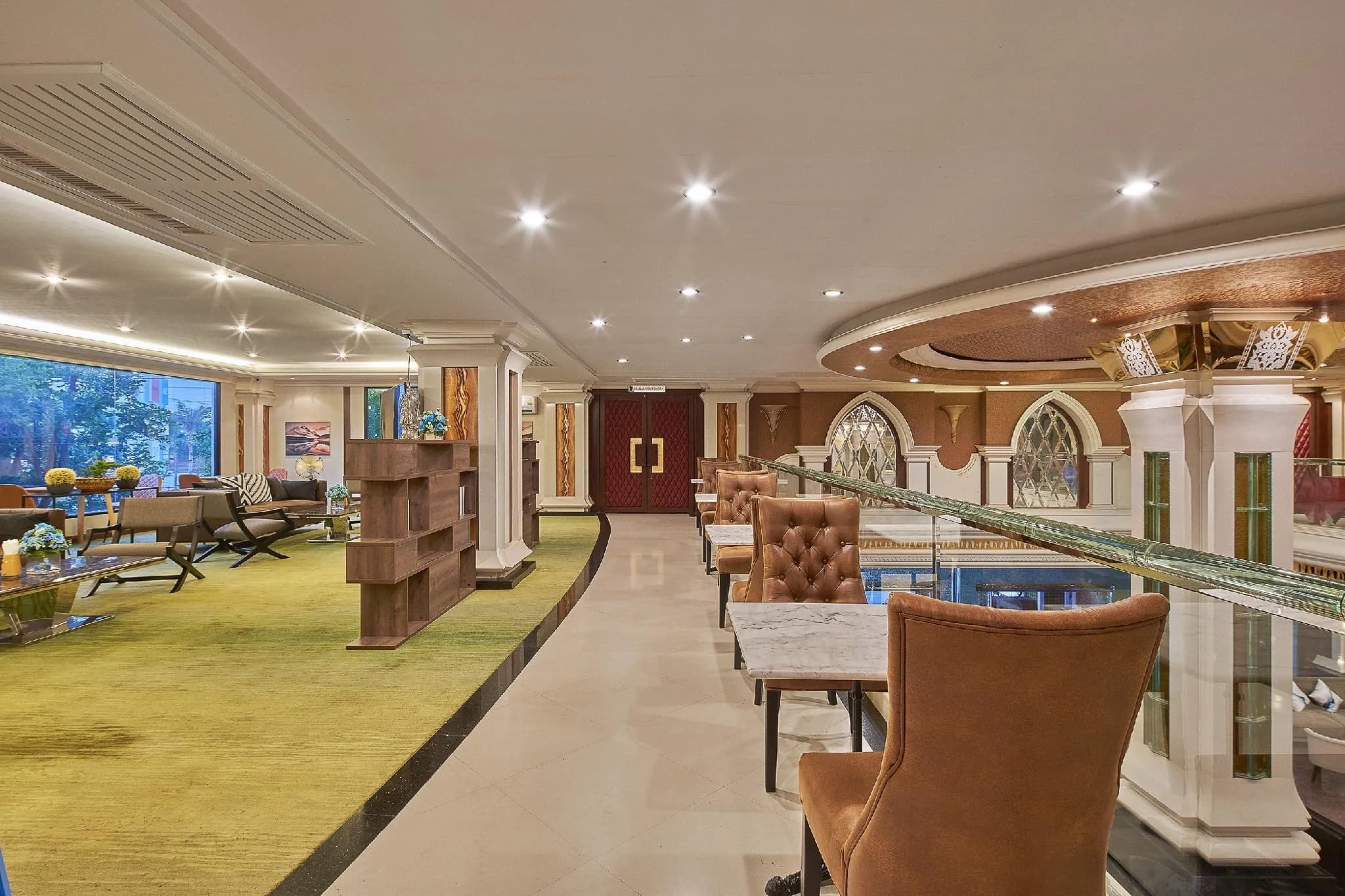 Floral Hotel Dolphin Circle Pattaya