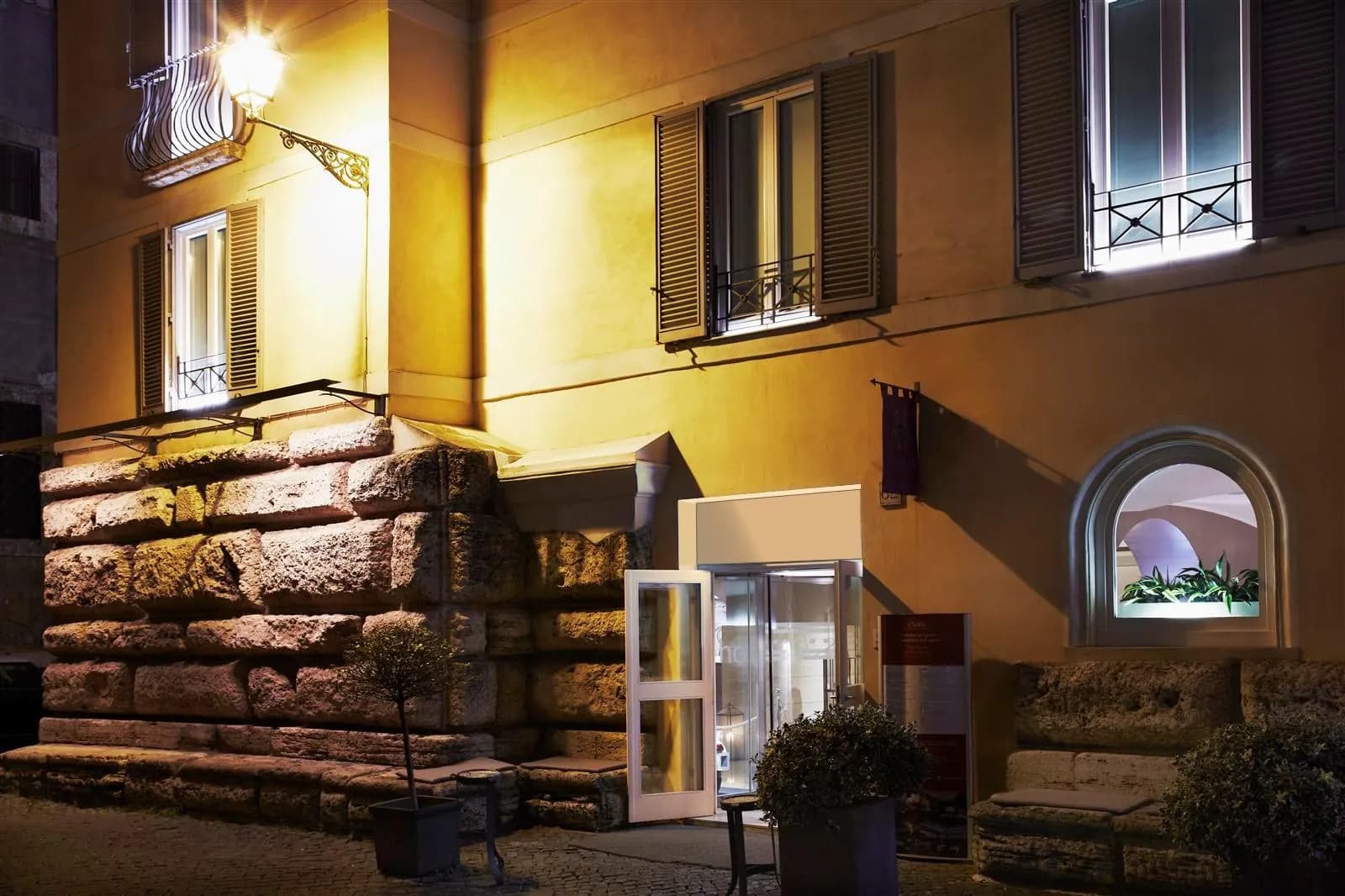 Hotel Indigo Rome - St. George, an IHG Hotel